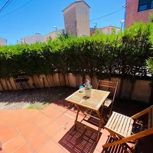 casita-de-70m2-y-100m2-de-jardin-alrededor.catalonia-hotels.com/